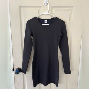 Aritzia TNA long sleeve dress fitted size small